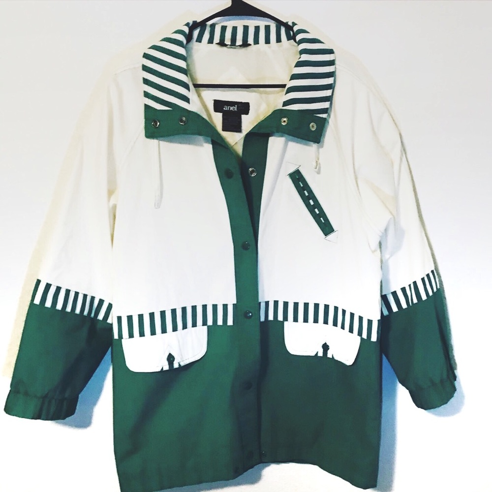 Trendy Vintage Green Windbreaker Jacket 4 Spring